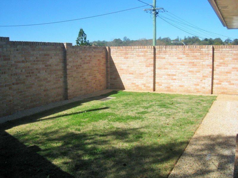 1/249 New England Highway, Harlaxton QLD 4350