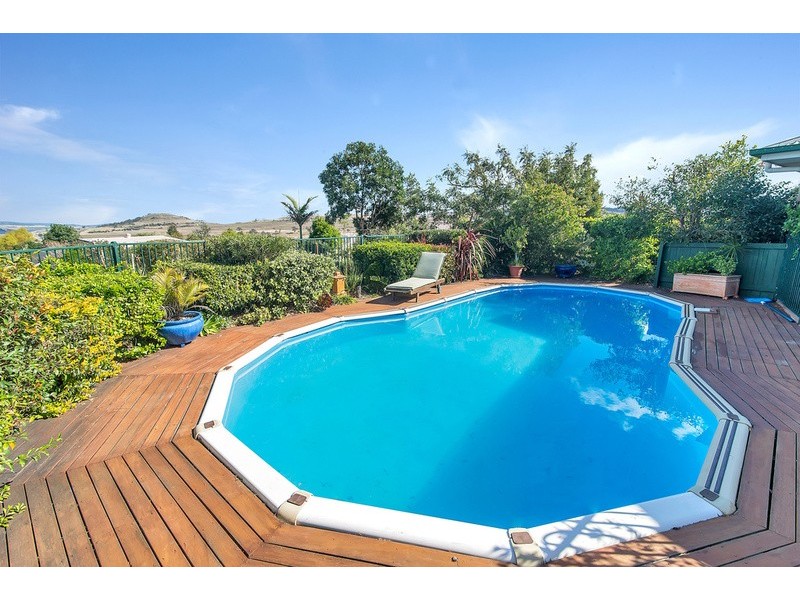 10 Grayson Court, Hodgson Vale QLD 4352