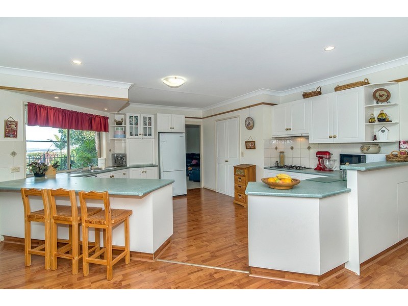 10 Grayson Court, Hodgson Vale QLD 4352
