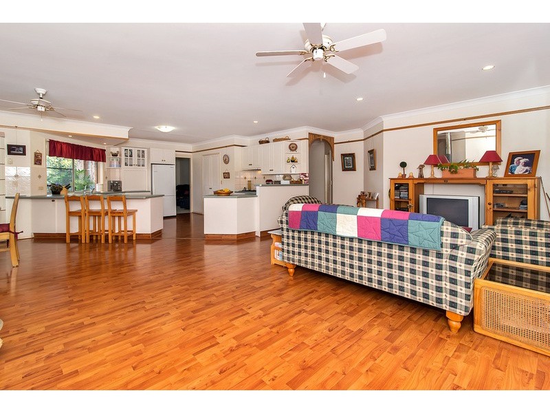 10 Grayson Court, Hodgson Vale QLD 4352