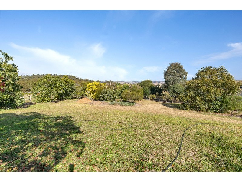 10 Grayson Court, Hodgson Vale QLD 4352