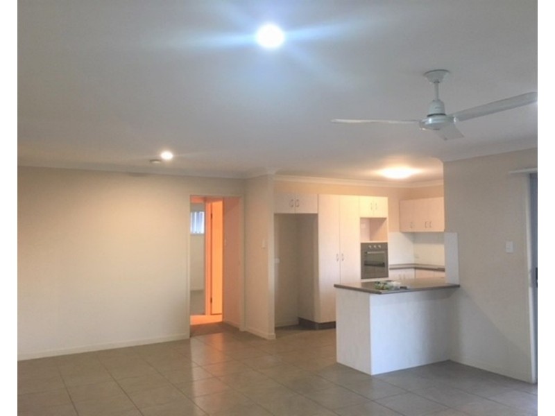 7 Dixon Court, Wilsonton Heights QLD 4350