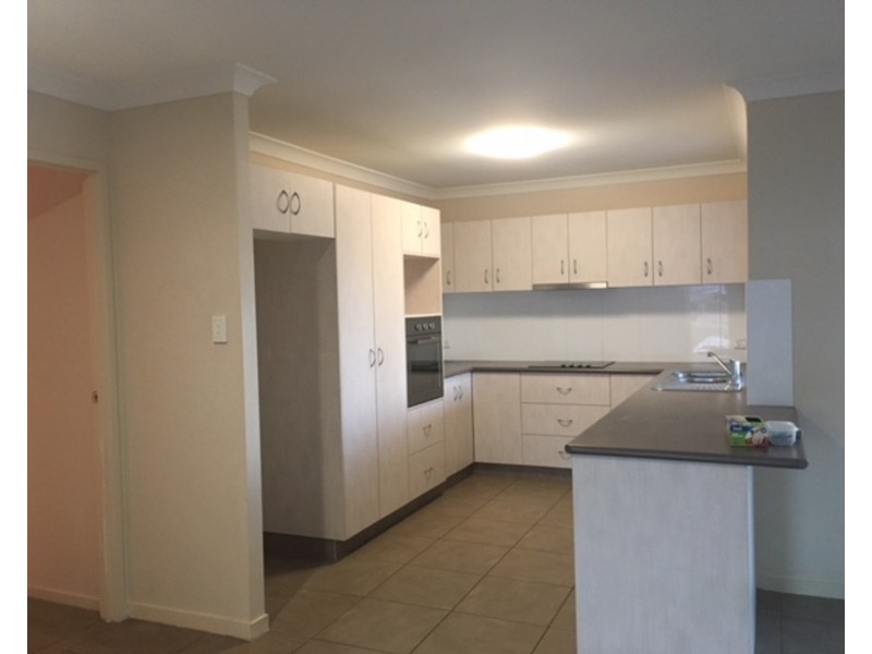 7 Dixon Court, Wilsonton Heights QLD 4350