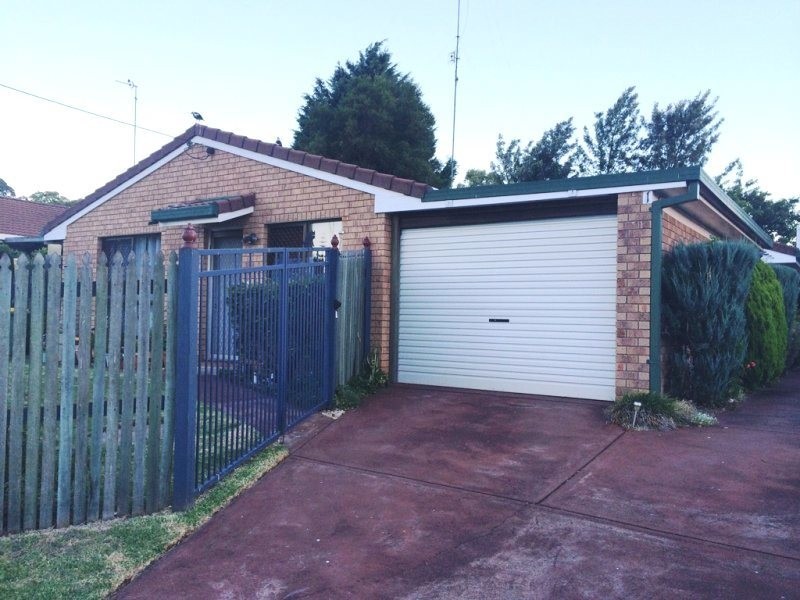 1/18 Eunice Court, Kearneys Spring QLD 4350