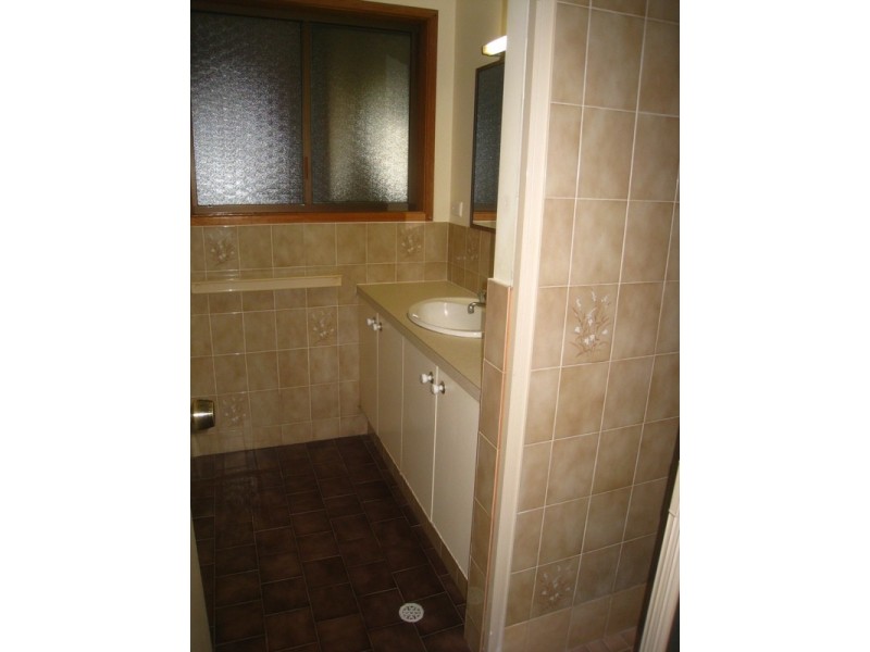 1/18 Eunice Court, Kearneys Spring QLD 4350