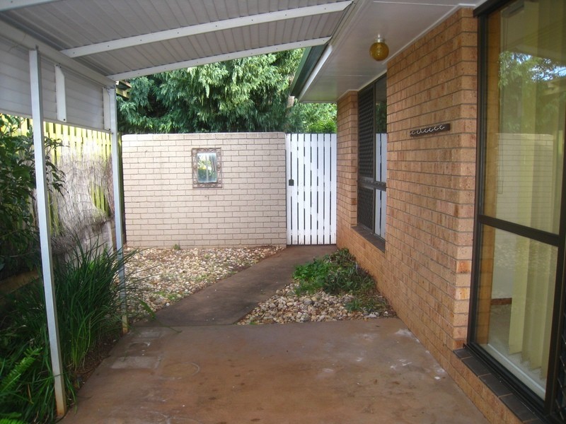 1/18 Eunice Court, Kearneys Spring QLD 4350