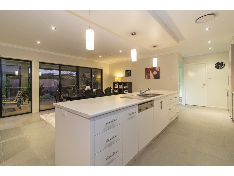 7  Tarlington Street, Middle Ridge QLD 4350