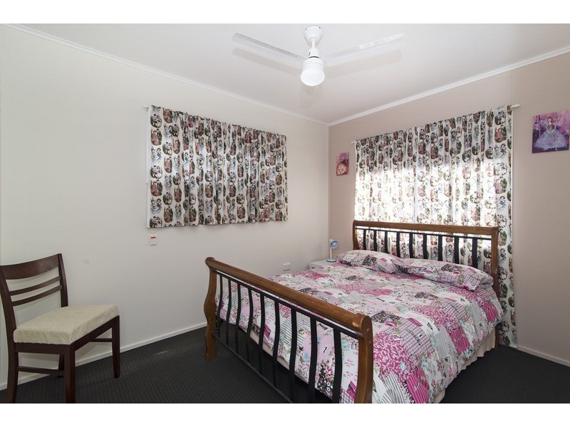 24 Aubigny Road, Oakey QLD 4401