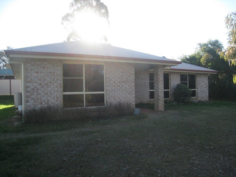 15 Skyview Street, Meringandan West QLD 4352