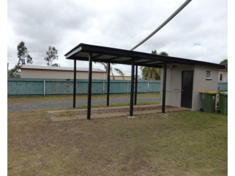 1 Morton Street, Oakey QLD 4401