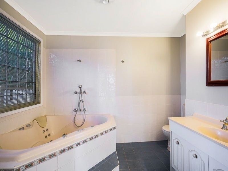 13 Mallon Street, Rangeville QLD 4350