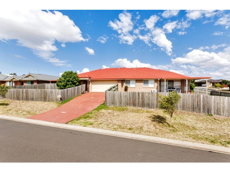2 Justice Close, Glenvale QLD 4350
