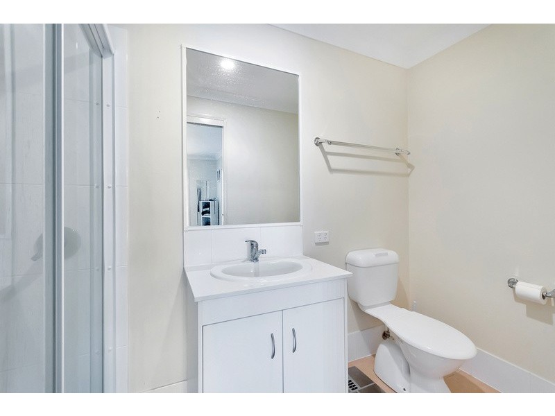 2 Justice Close, Glenvale QLD 4350