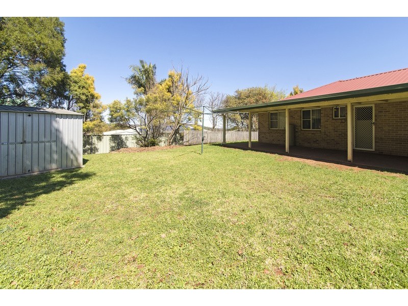 26 Liquidamber Street, Glenvale QLD 4350
