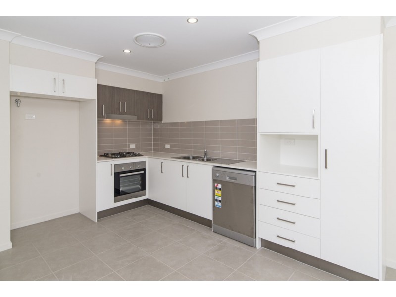 1/57 Sanctuary Drive, Cranley QLD 4350