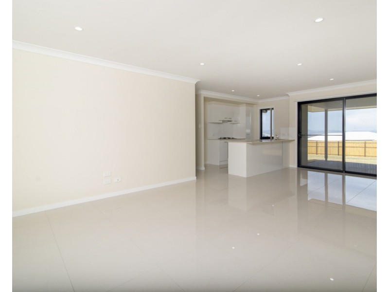 34 Tarcoola Street, Wyreema QLD 4352