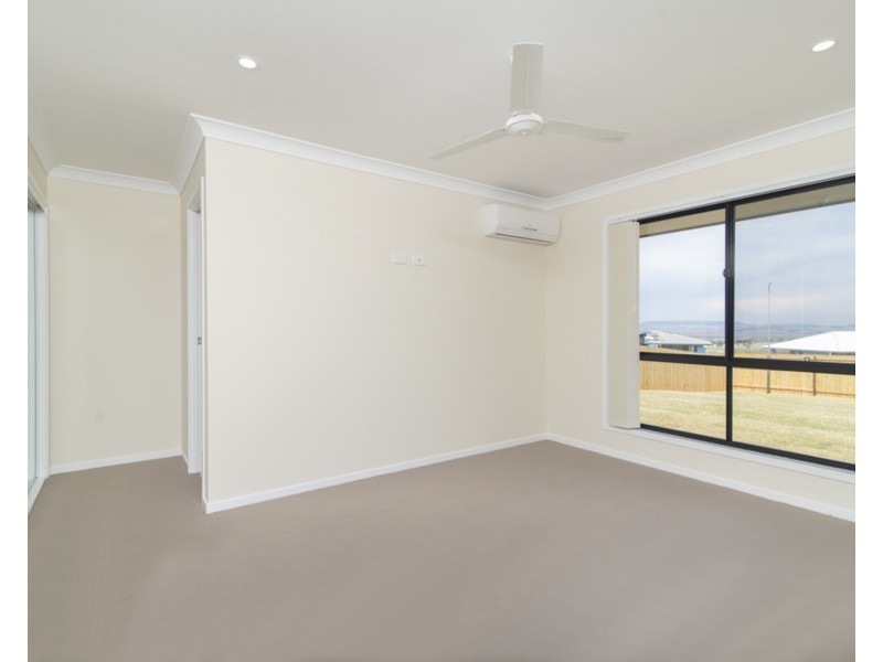 34 Tarcoola Street, Wyreema QLD 4352