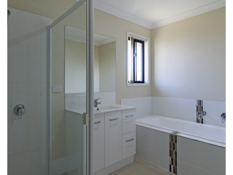 34 Tarcoola Street, Wyreema QLD 4352