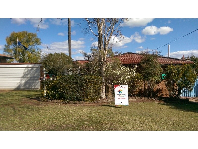 12 Clewley Crescent, Rangeville QLD 4350