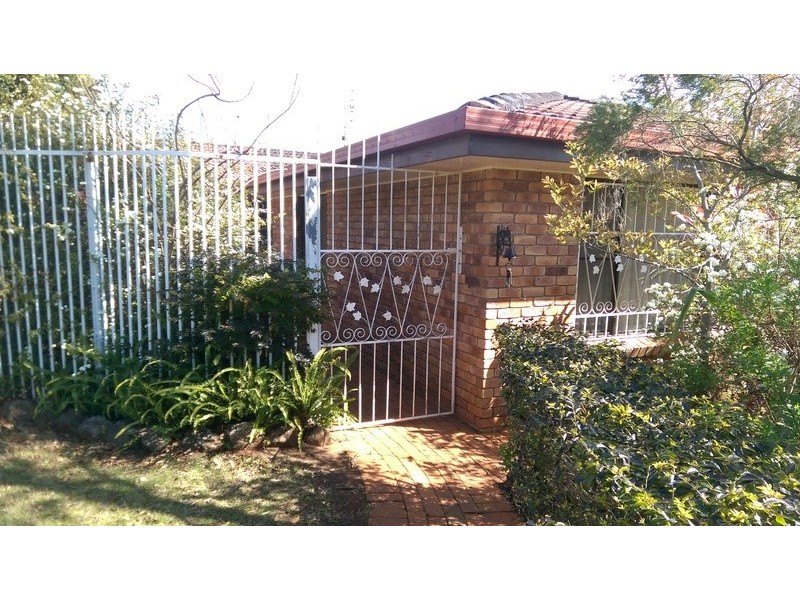 12 Clewley Crescent, Rangeville QLD 4350