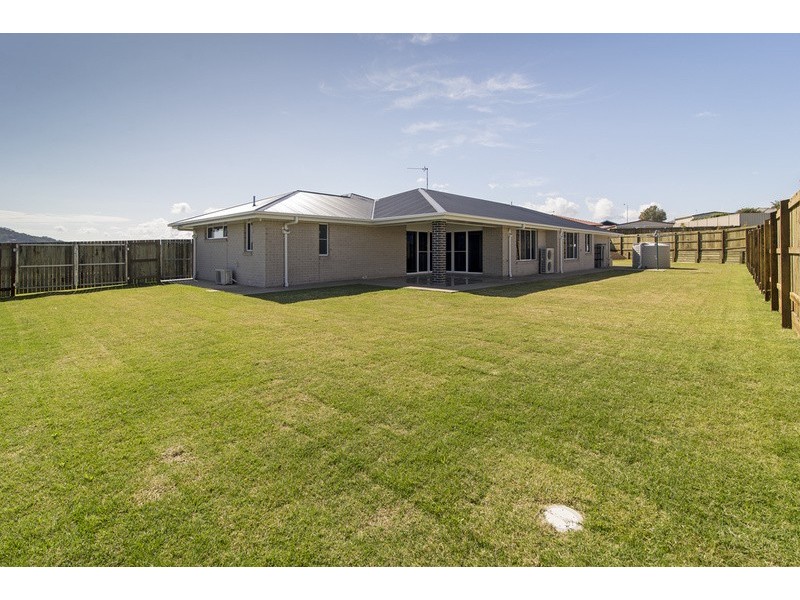 22 Gwenda Drive, Westbrook QLD 4350