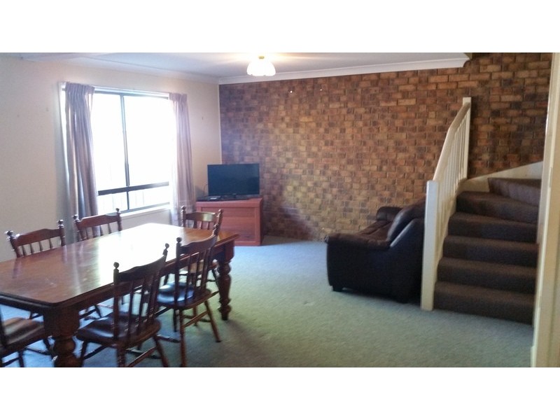 15/280 James Street, Harristown QLD 4350