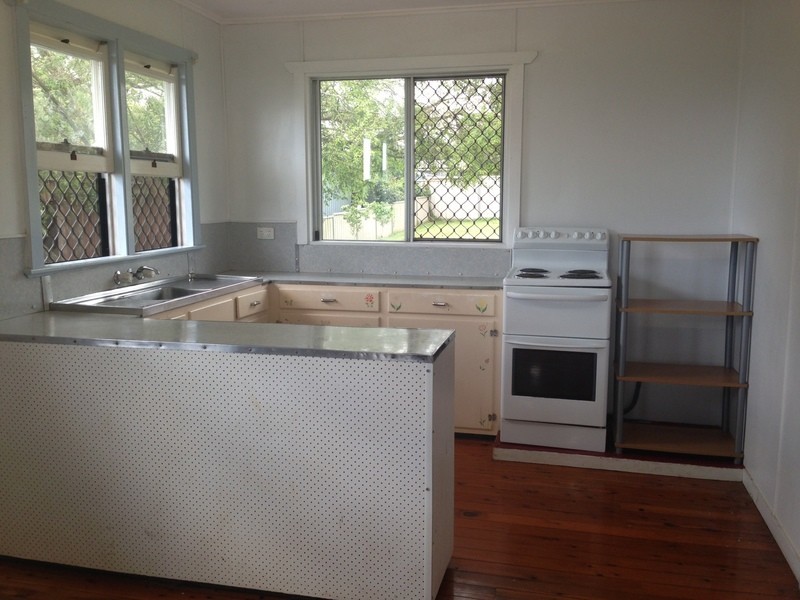 18 Yaldwyn Street, Harristown QLD 4350