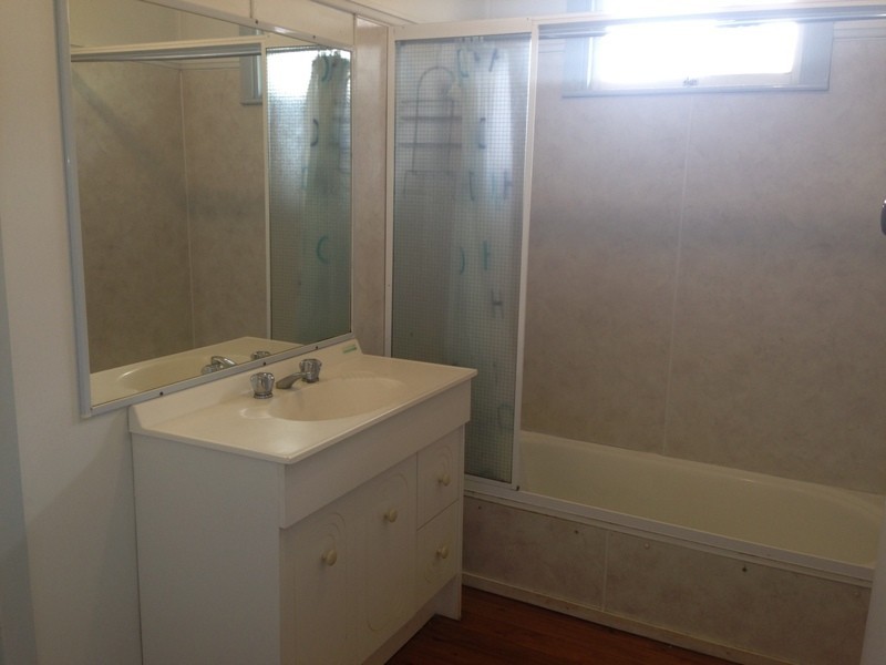 18 Yaldwyn Street, Harristown QLD 4350