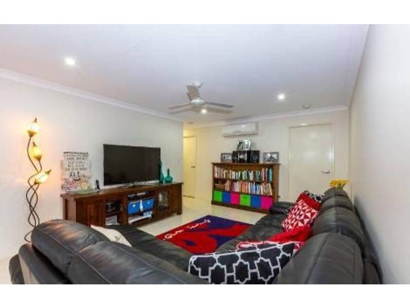 4 Chainey Court, Glenvale QLD 4350