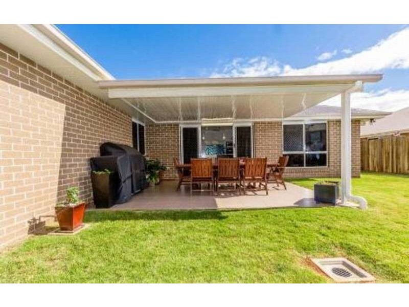 4 Chainey Court, Glenvale QLD 4350