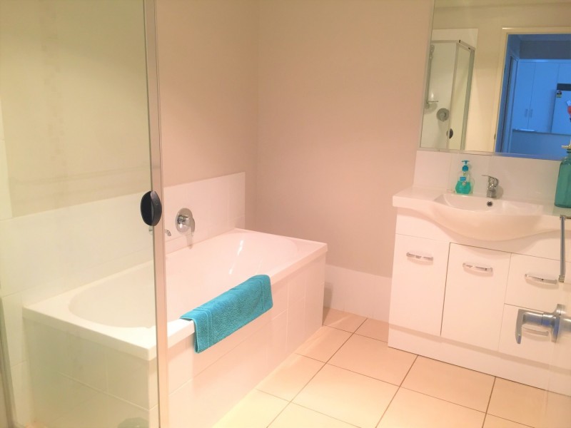 7/116-118  Taylor Street, Newtown QLD 4350
