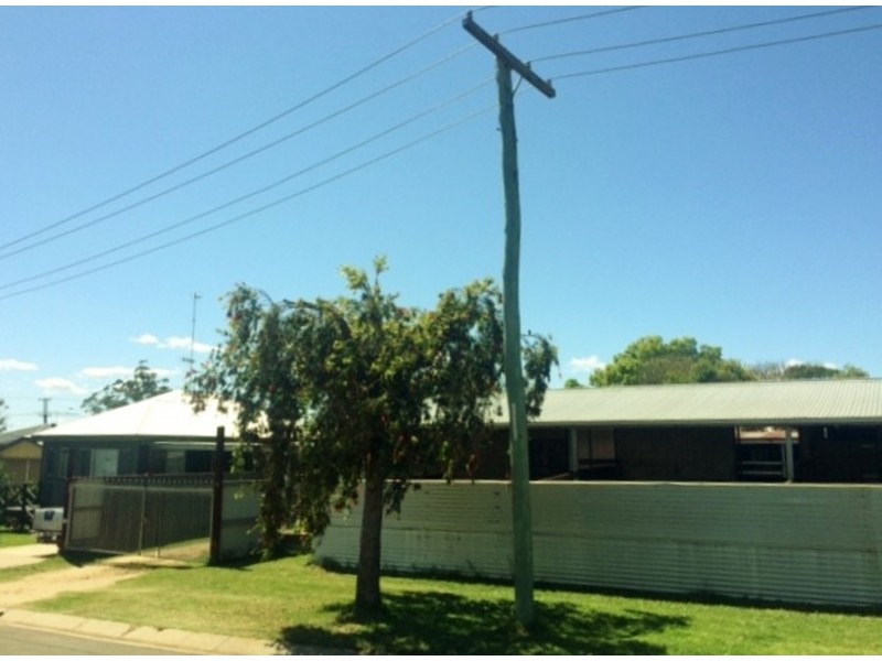 2 Nathan Street, Newtown QLD 4350