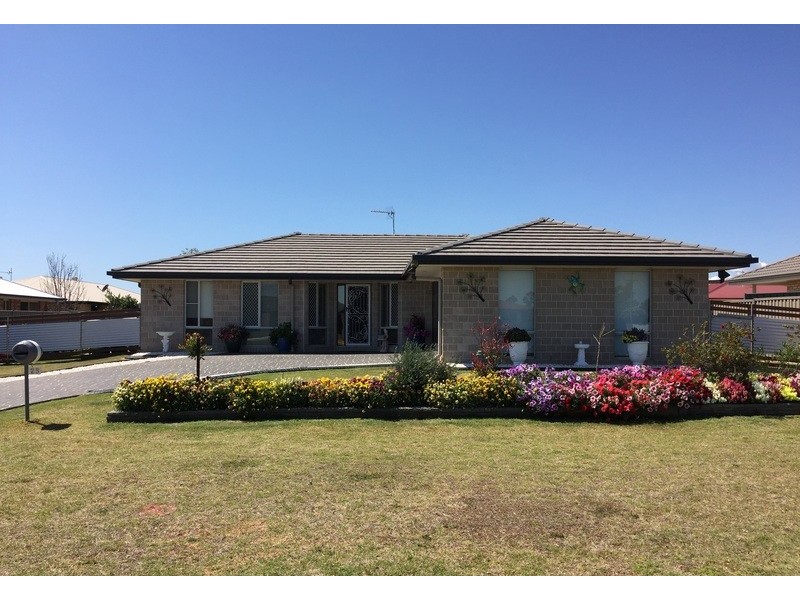 25 Murray Street, Oakey QLD 4401