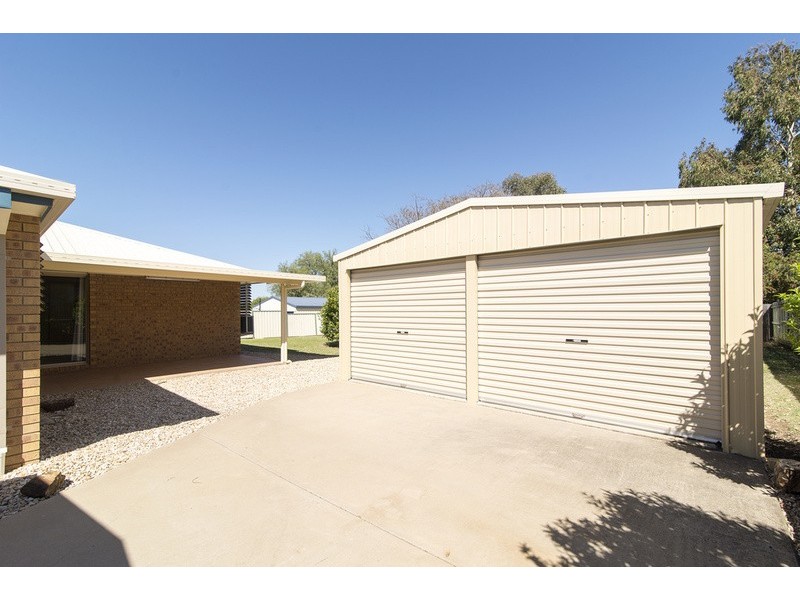 16 McDonald Court, Wyreema QLD 4352