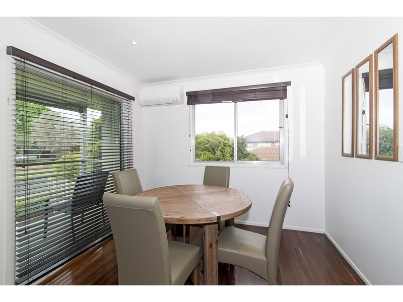 16 Barrymount Crescent, Mount Lofty QLD 4350