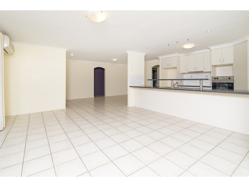 11 Hillcrest Court, Kearneys Spring QLD 4350
