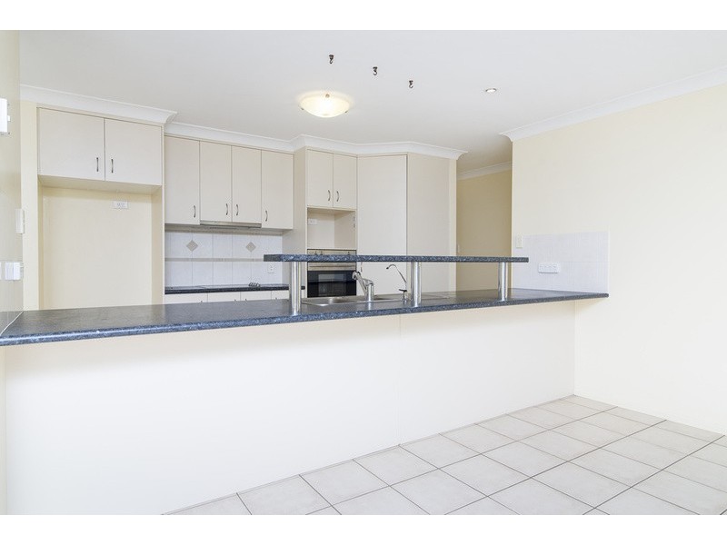 11 Hillcrest Court, Kearneys Spring QLD 4350