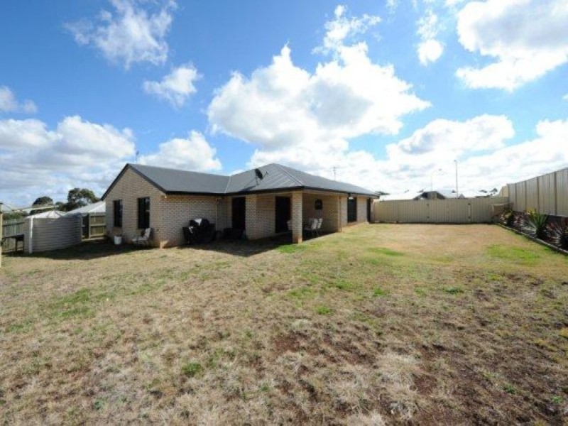 23 Elizabeth Street, Westbrook QLD 4350