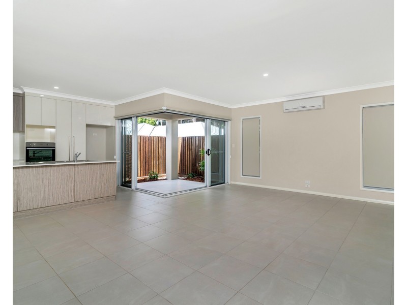 1/99 Long Street, South Toowoomba QLD 4350