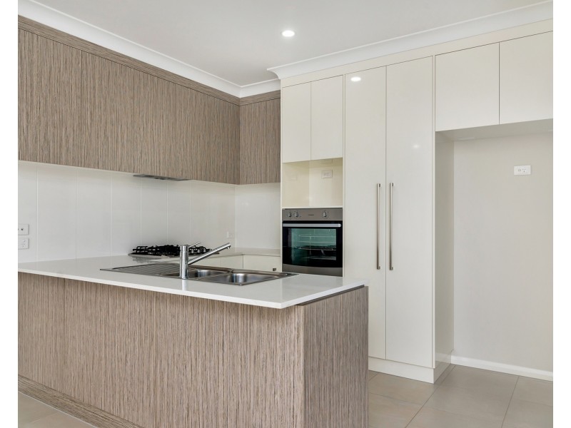 1/99 Long Street, South Toowoomba QLD 4350