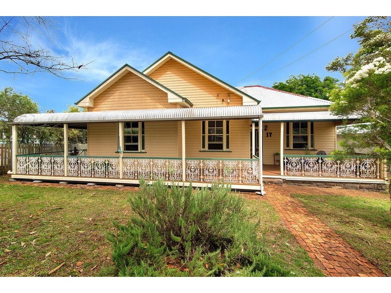 17 Haig Street, South Toowoomba QLD 4350