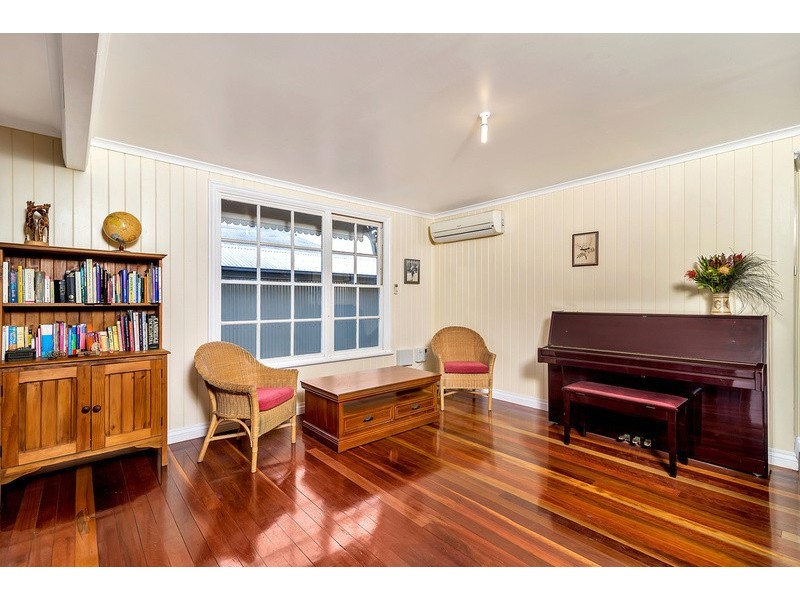 17 Haig Street, South Toowoomba QLD 4350