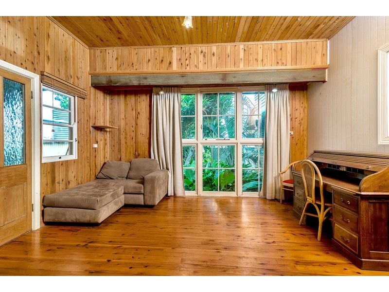 17 Haig Street, South Toowoomba QLD 4350