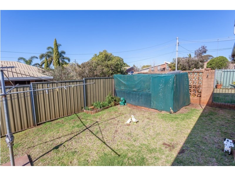 1/4 Maplewood Drive, Darling Heights QLD 4350