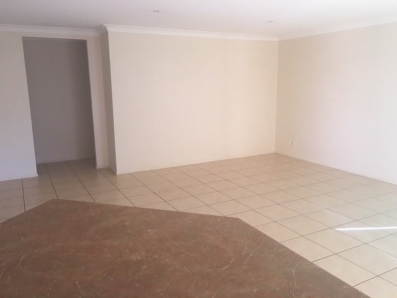 11 Macrossan Street, Cranley QLD 4350