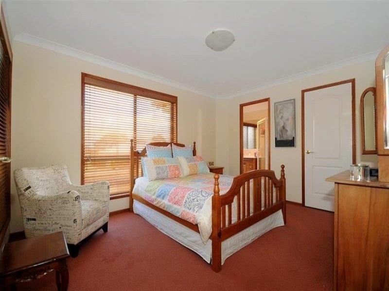 28 Hinchcliffe Drive, Kearneys Spring QLD 4350