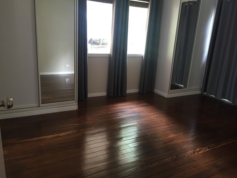 19  Perry Street, North Toowoomba QLD 4350