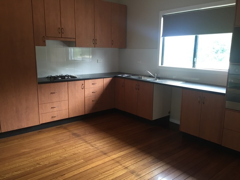 19  Perry Street, North Toowoomba QLD 4350