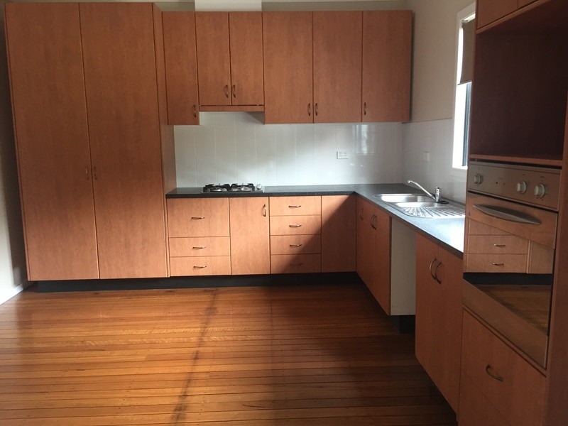 19  Perry Street, North Toowoomba QLD 4350