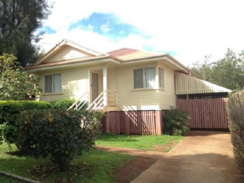 54 Gleeson Crescent, Harlaxton QLD 4350